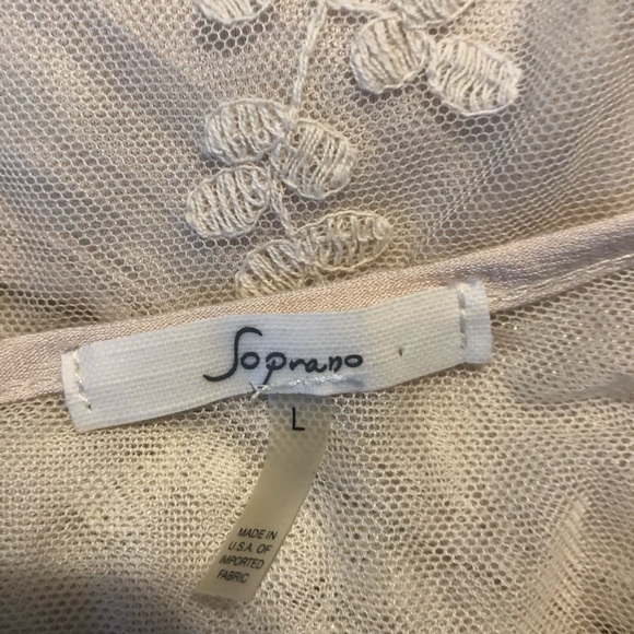 Cream dress - Picture 2 of 6